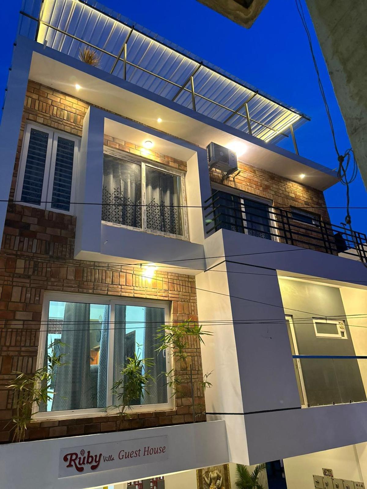 Ruby Villa 蓬蒂切里 外观 照片